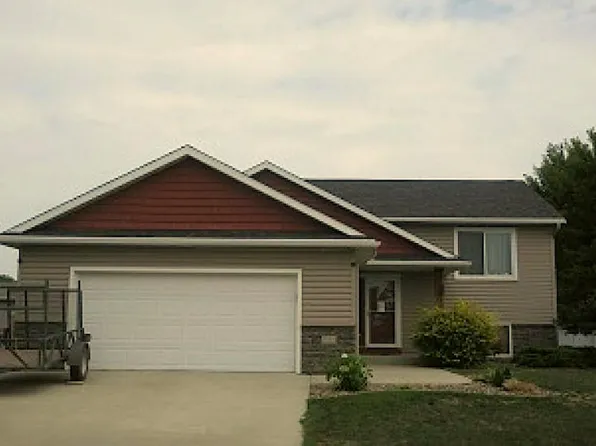 1505 3rd St NW, Kasson, MN 55944