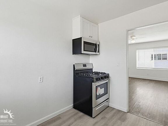 5th image of 3245 Bramson Pl #3247
