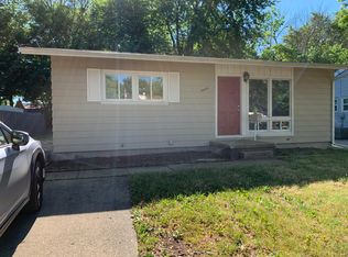 1500 S 18th St, Pekin, IL