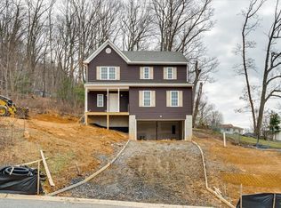408 Campbell St, Staunton, VA 24401