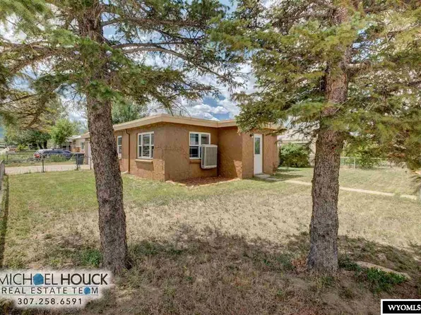 1537 Farnum St, Casper, WY 82601