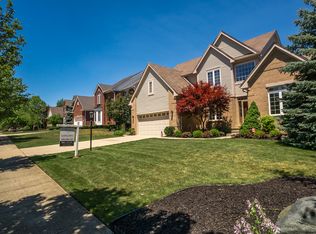 50604 Livingston Dr, Northville, MI 48168