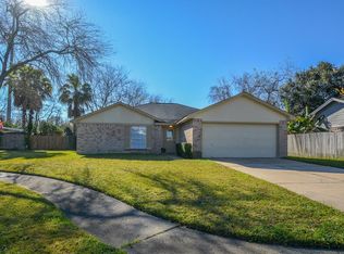 2411 Radcliffe Dr, Sugar Land, TX 77498