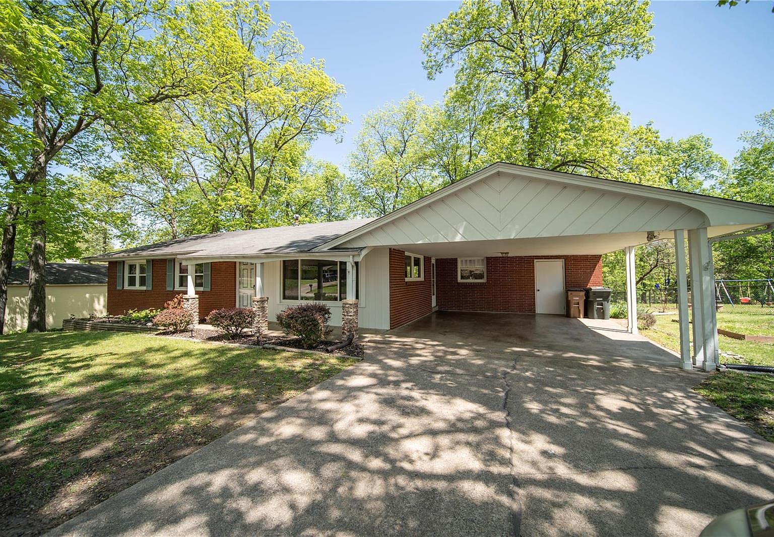 1928 Perryville Rd, Cape Girardeau, MO 63701 Zillow