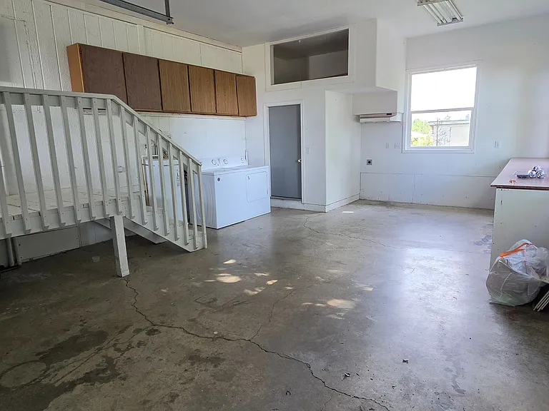 2380 Molalla Rd — Photo 4