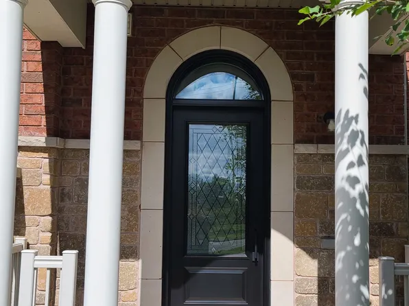 53 Zokol Dr, Aurora, ON L4G 0B7