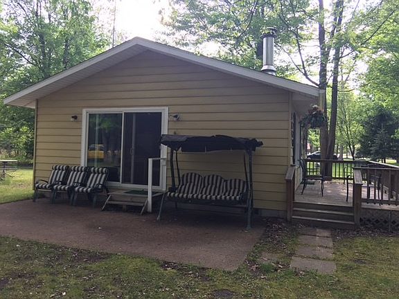 3rd image of 6366 Clearbrook Dr