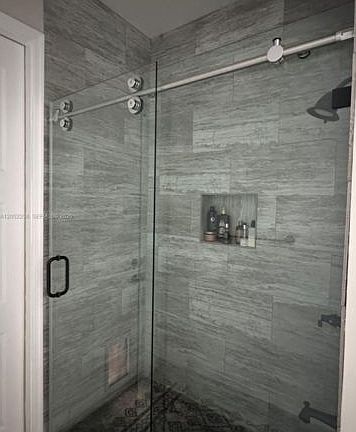 4th image of 3929 Osprey Ct