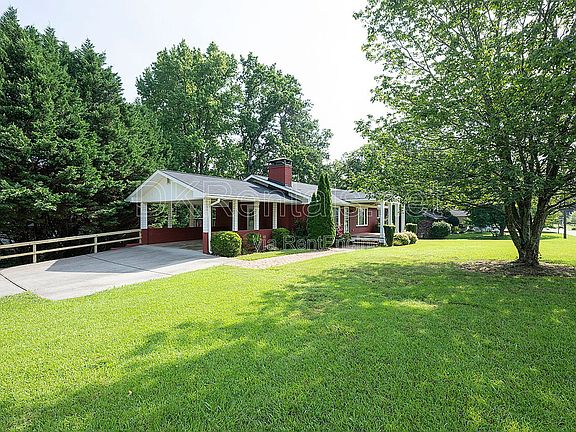 2nd image of 245 Brook Dr