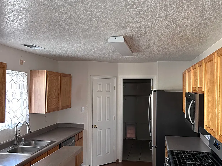 5004 Blue Stone Rd NW — Photo 6