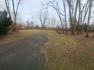10769 Birch St, Taylor, MI 48180
