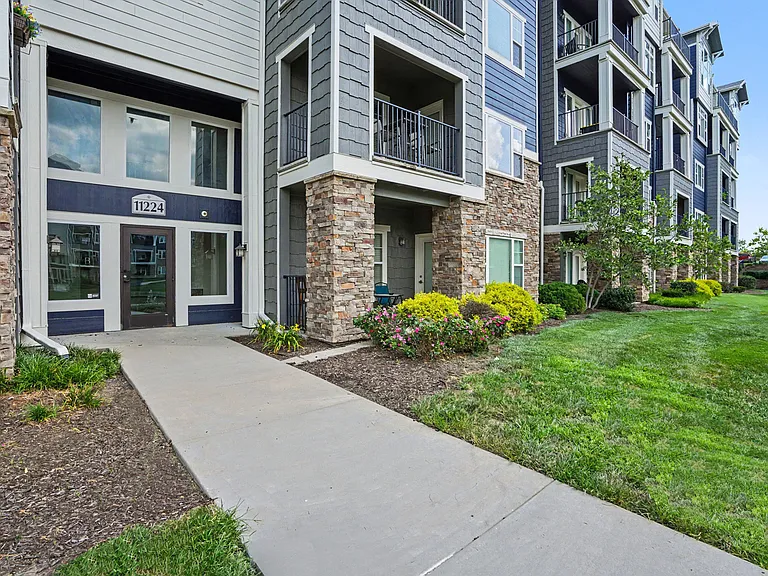 Prairie View — Photo 35