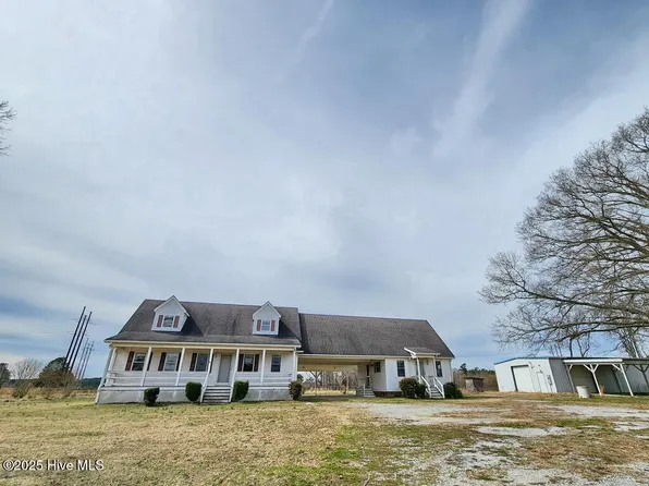 105 Hollowell Road, Aulander, NC 27805