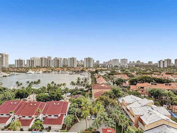 5th image of 3598 Yacht Club Dr APT 1003