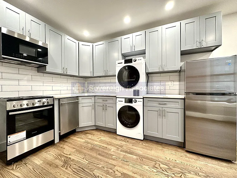 3139 Broadway #1B — Photo 6
