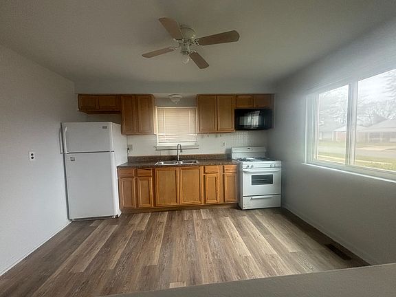 3rd image of 31095 Steinhauer St