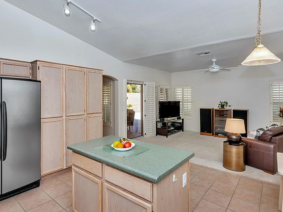 4th image of 3352 E Menadota Dr
