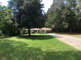 30 Ellen St, Hartwell, GA 30643