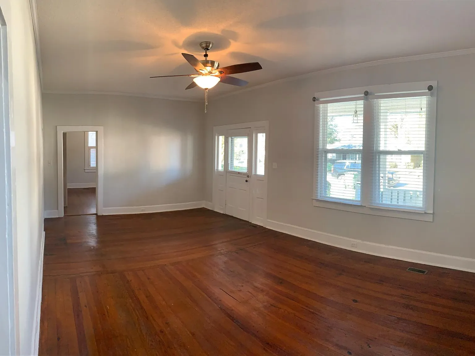 2 bed, 1408 sqft, $1,500 — Photo 2