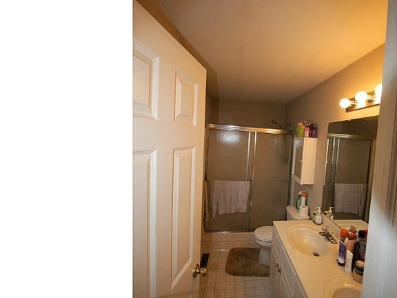 4th image of 17 Kingfisher Ln