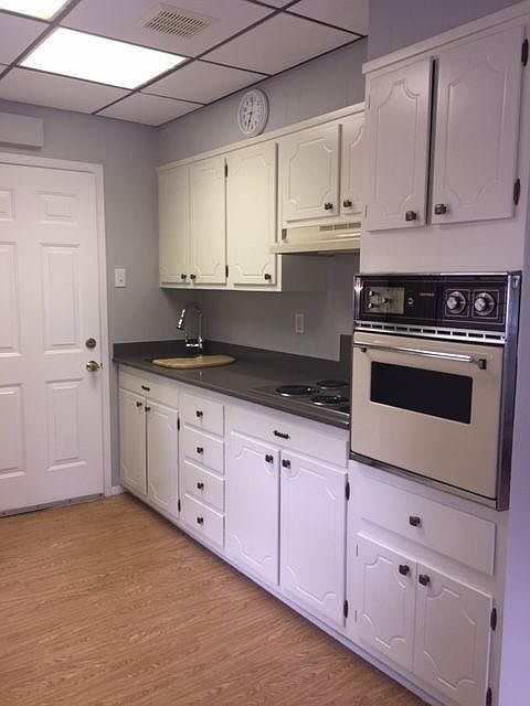 1st image of 15 Belle Ave