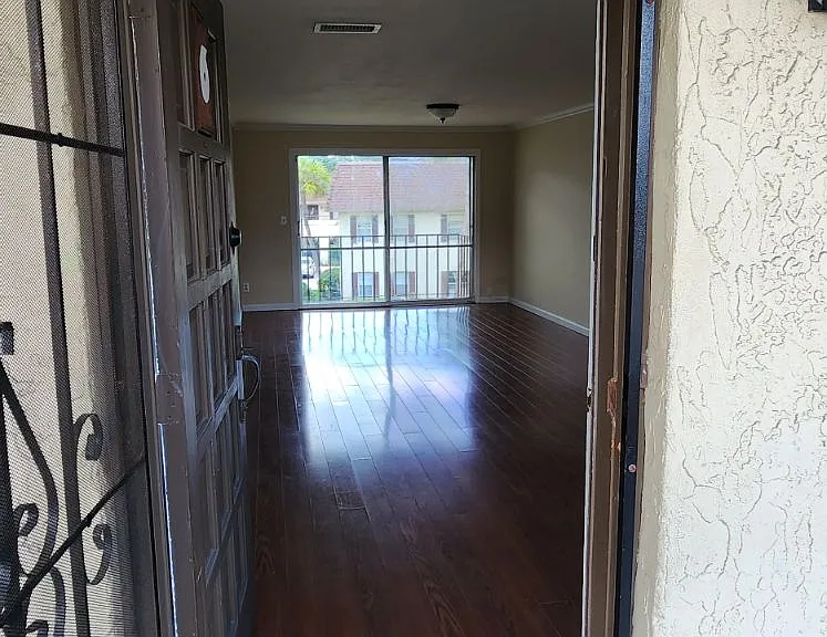 7347 El Barco Rd #6 — Photo 16
