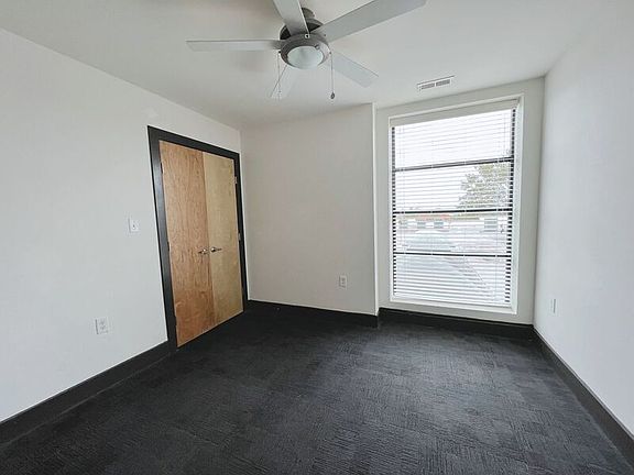 5th image of 115 E Broad St #316