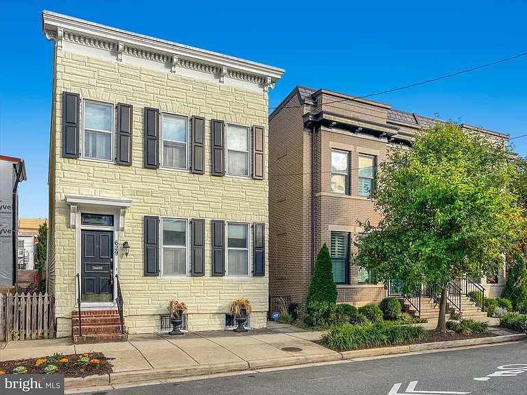 629 N Columbus St — Photo 30