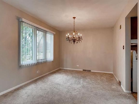 4th image of 17908 Los Angeles Ave