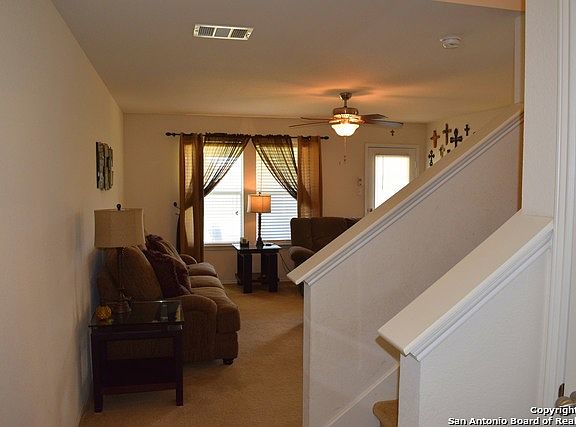 3rd image of 707 Encinita Dr