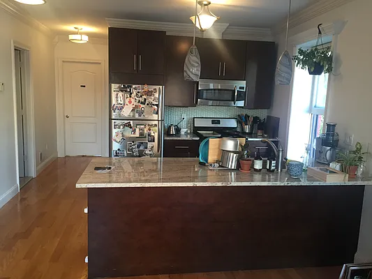Rented by Bezell Group | media 16