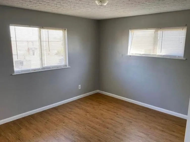 3631 Cushing Dr #C — Photo 2