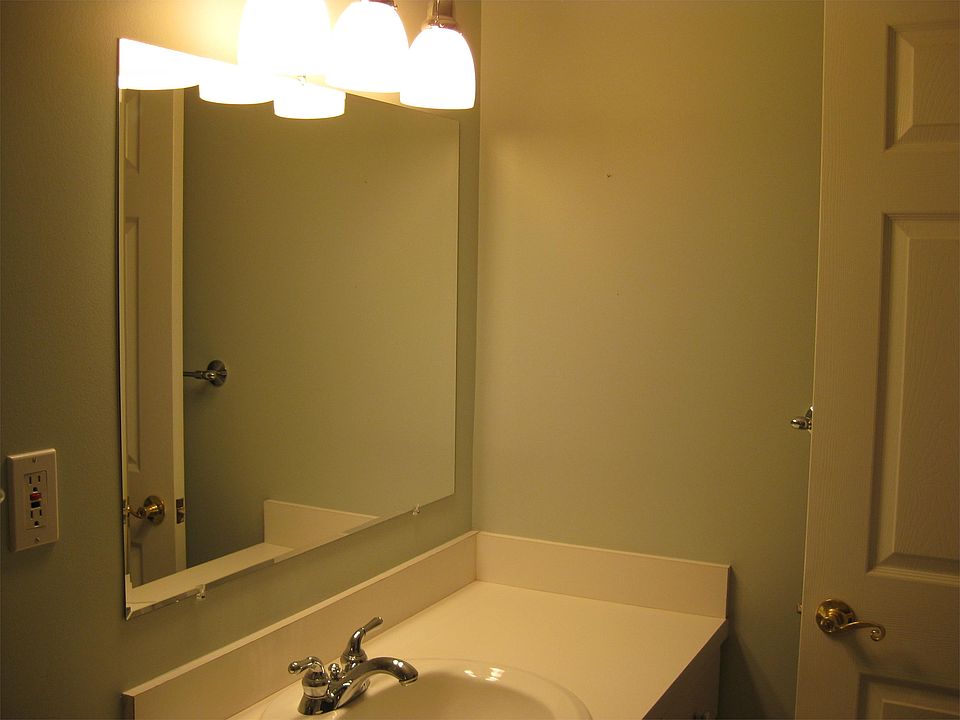 1st image of 245 W Ann Arbor Trl