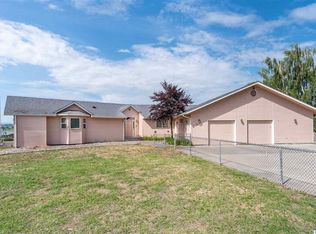 9412 Sturgis Rd, Pasco, WA 99301