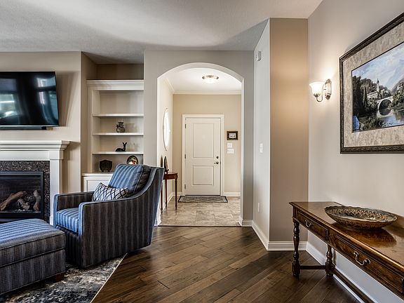 5th image of 1728 Arbor Way