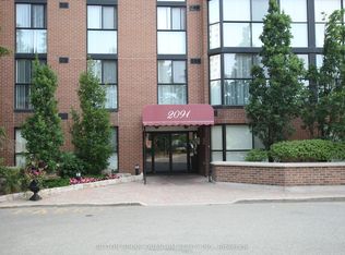 2091 Hurontario St #903, Mississauga, ON L5A 4E6