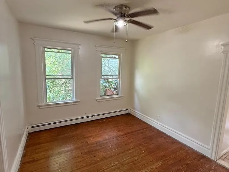 38 W Avon Ave — Photo 6