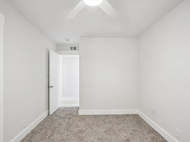 Chateau Apartments - Newly Renovated 1, 2 & 3-Bedrooms at 24th & Hillsboro Village — Photo 79