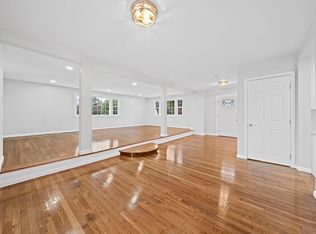 58 Woodlawn Rd, Randolph, MA 02368