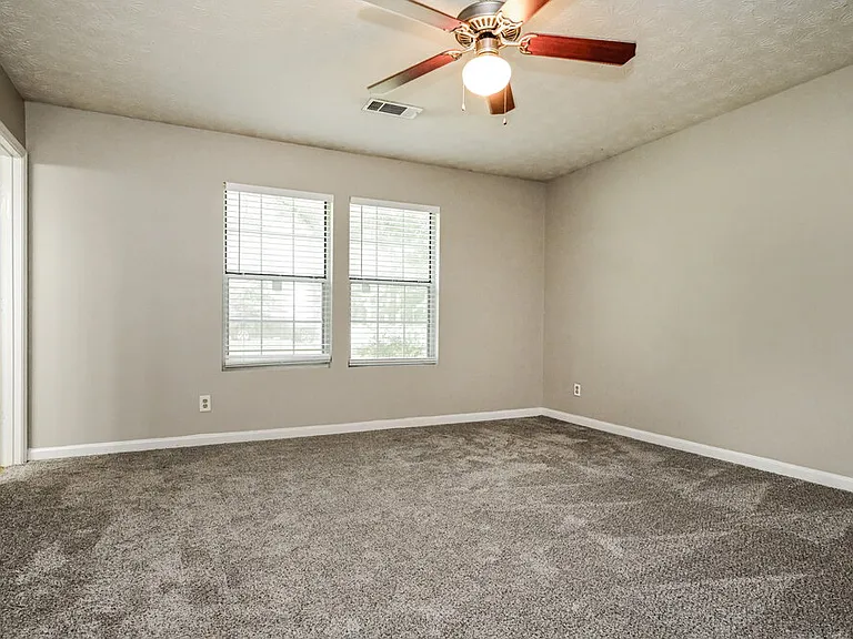 4255 Loveless Pl — Photo 8