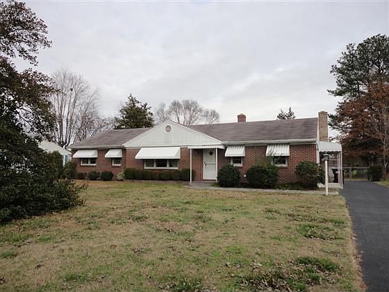 1st image of 303 Glendale Dr