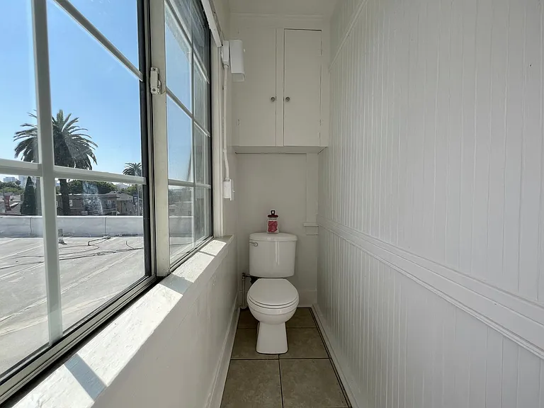 701 Linden Ave — Photo 6