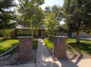 1334 E Panama Dr, Centennial, CO 80121