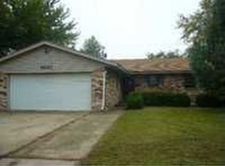 9801 Harmony Dr, Midwest City, OK 73130