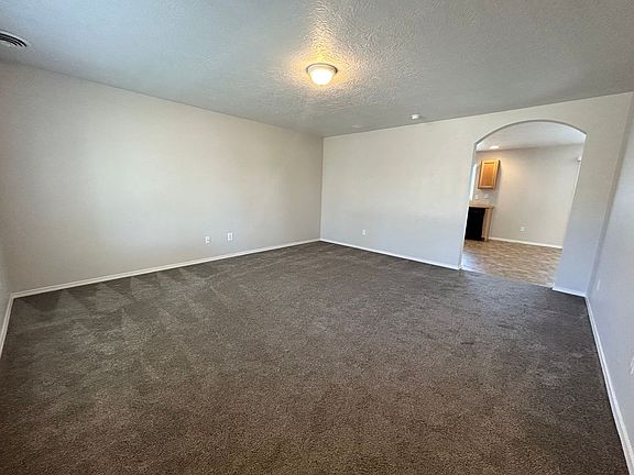 4th image of 1117 N Dove Ave