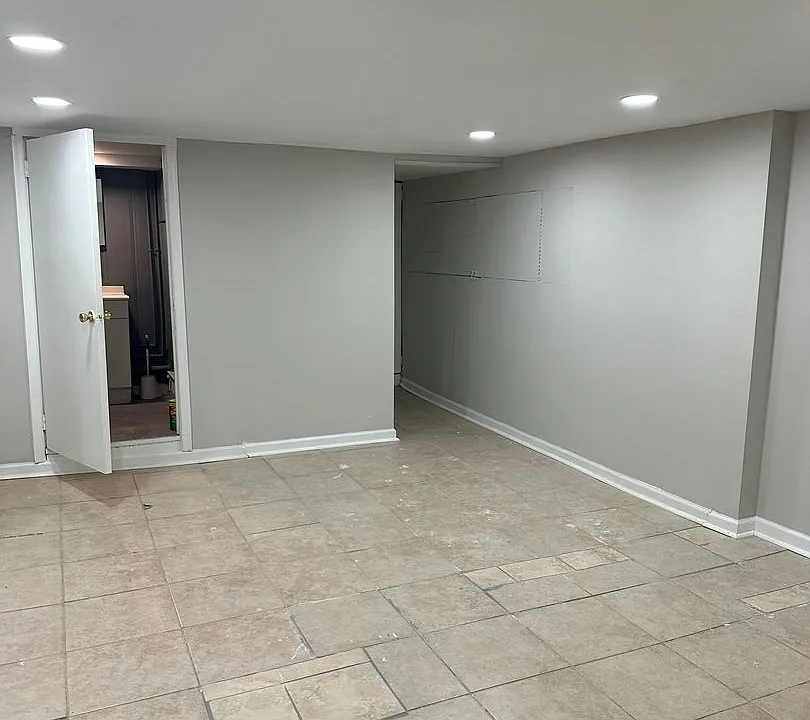 5 S Wickham Rd
