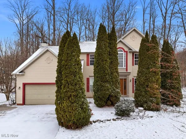 219 Baptist Cir, Northfield, OH 44067