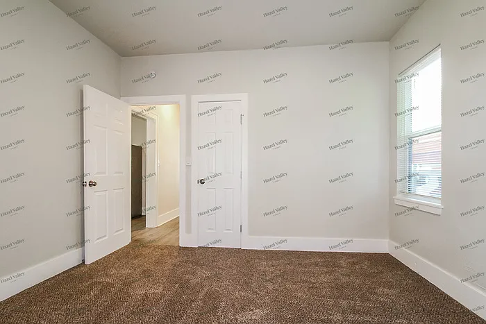 1312 NE 19th St — Photo 10