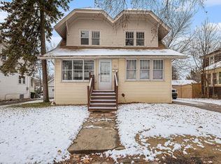 82 Oneida St, Pontiac, MI 48341
