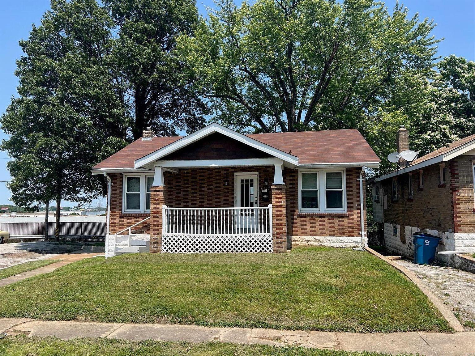 8237 John Pl, Saint Louis, MO 63114 Zillow